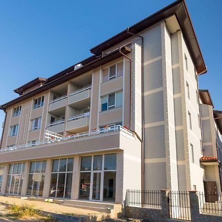 צרבו Hiora Apartments Vasiliko מראה חיצוני תמונה