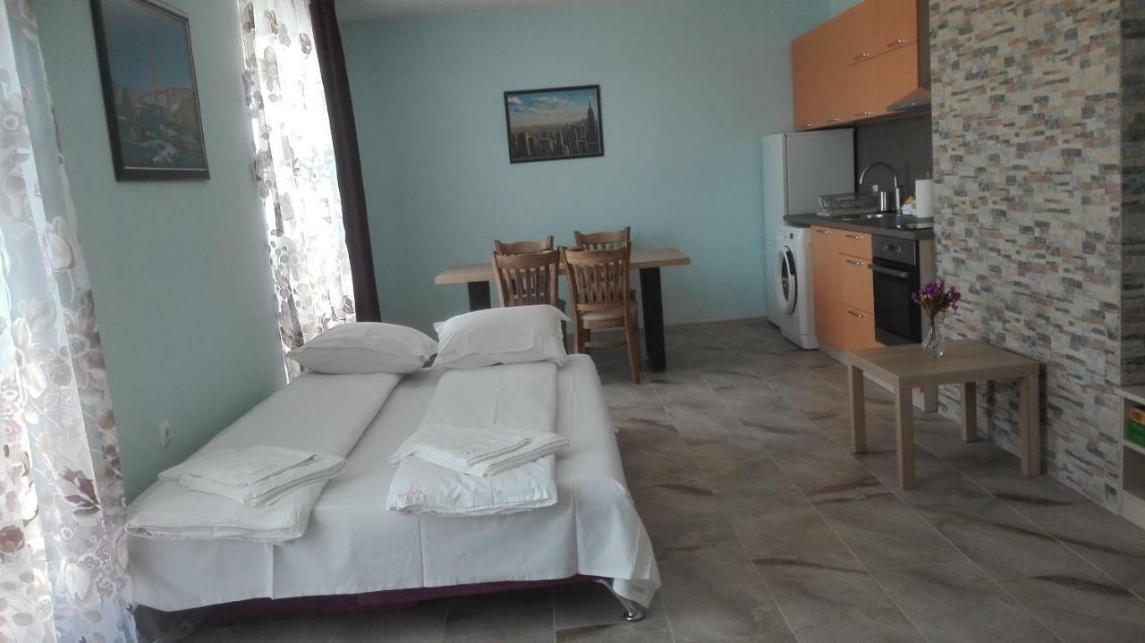 צרבו Hiora Apartments Vasiliko מראה חיצוני תמונה