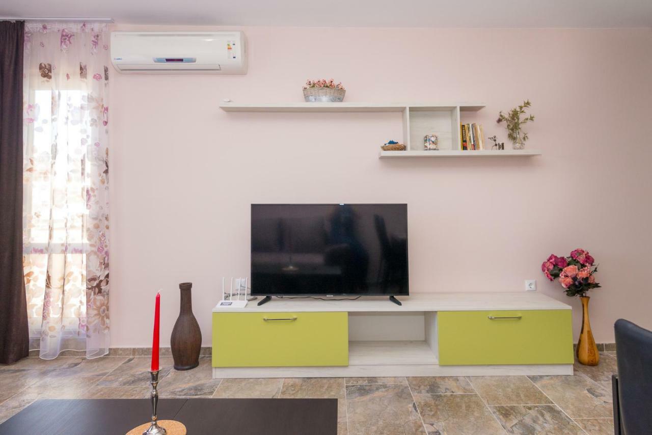 צרבו Hiora Apartments Vasiliko מראה חיצוני תמונה
