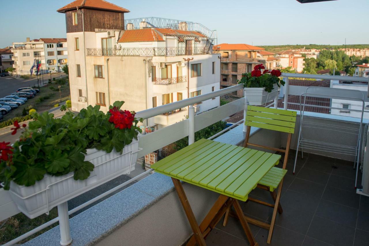 צרבו Hiora Apartments Vasiliko מראה חיצוני תמונה