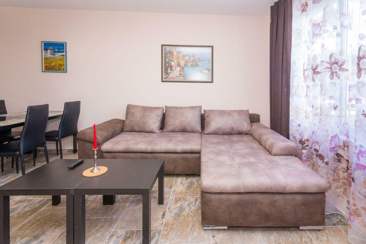 צרבו Hiora Apartments Vasiliko מראה חיצוני תמונה